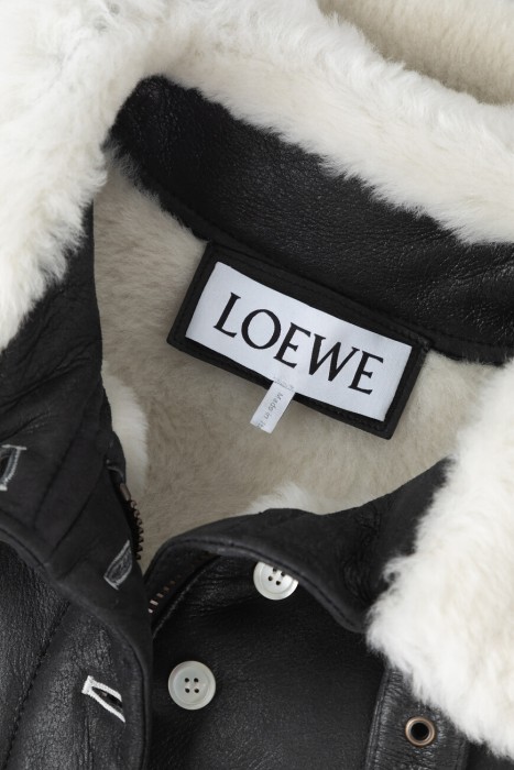 дубленка  для взрослого возраста с изнаночной стороны