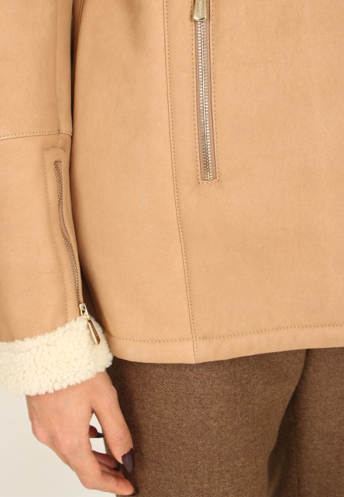 дубленка  из проверенных материалов спереди