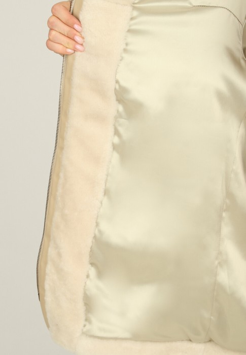 дубленка  из проверенных материалов спереди