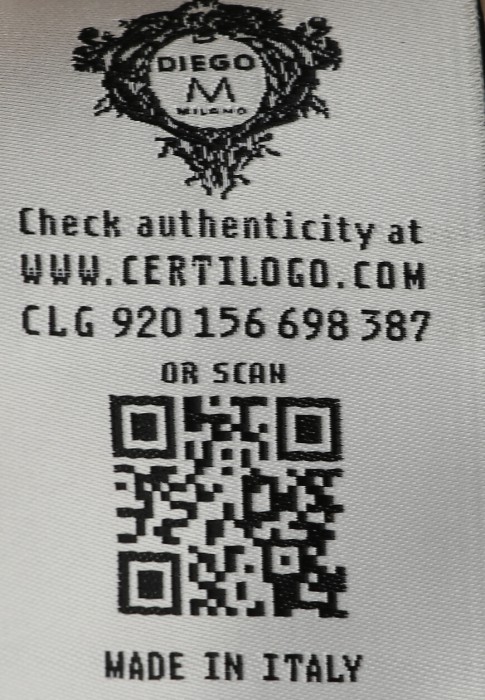 дубленка  универсального стиля с лицевой стороны