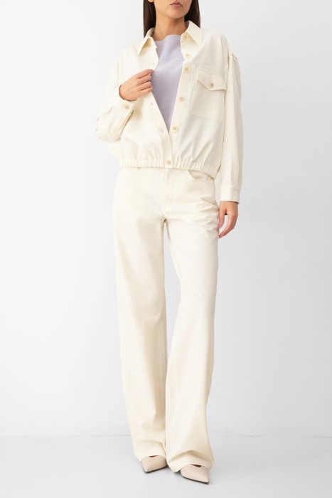 Товар фиолетового цвета с внутренней стороны