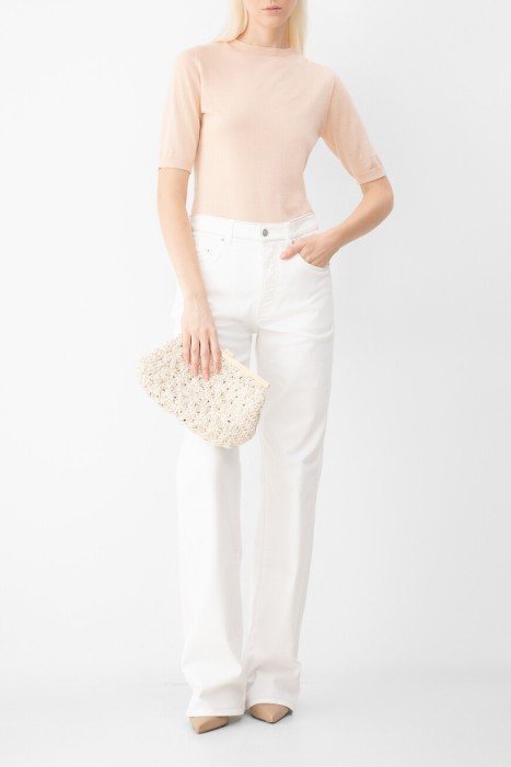 Товар розового цвета с внутренней стороны