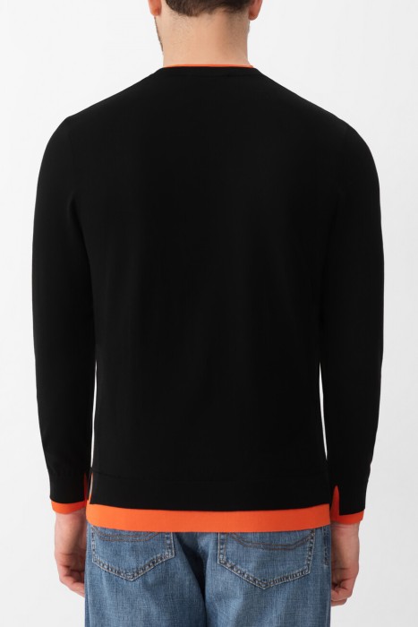 джемпер  по цене 23500 руб вид справа