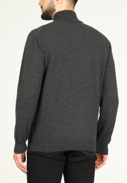 джемпер  из италии вид сбоку