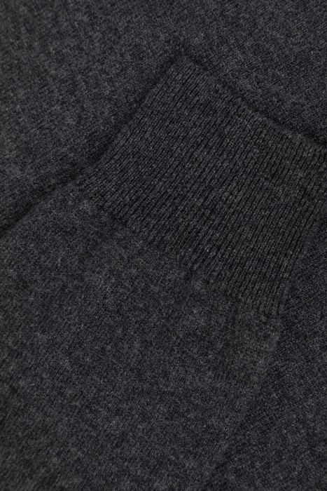 джемпер  универсального стиля с лицевой стороны