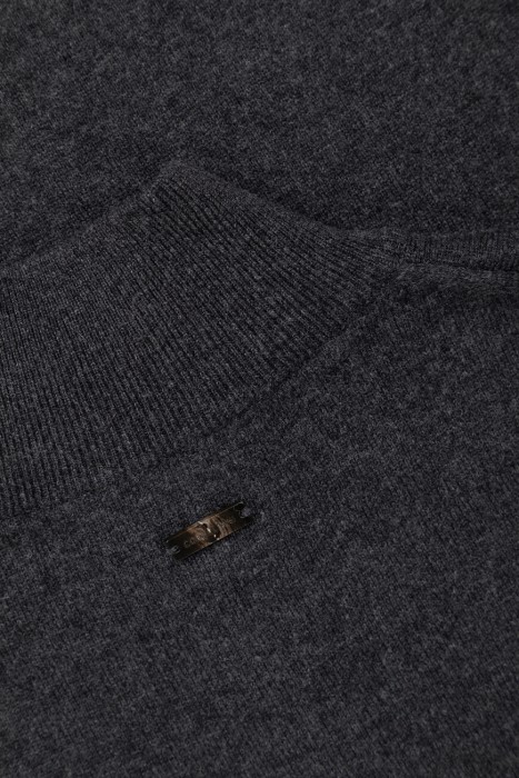 джемпер  для взрослого возраста с изнаночной стороны