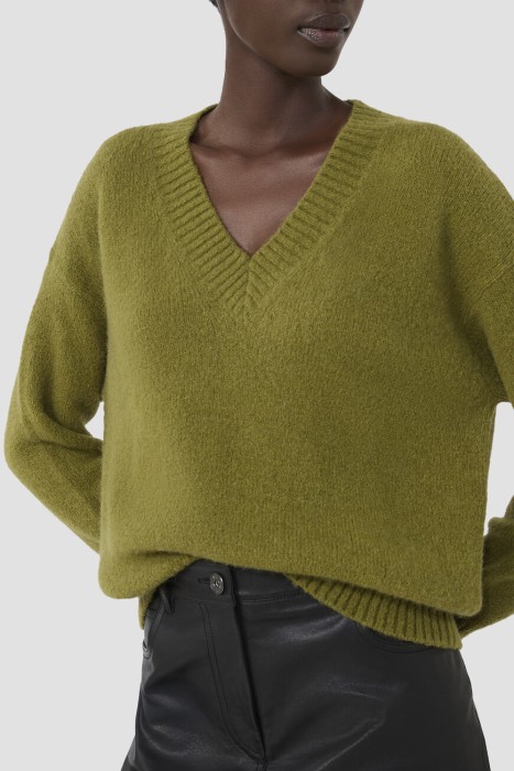 джемпер  из италии вид сбоку