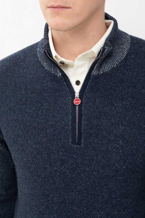 джемпер  из италии вид сбоку