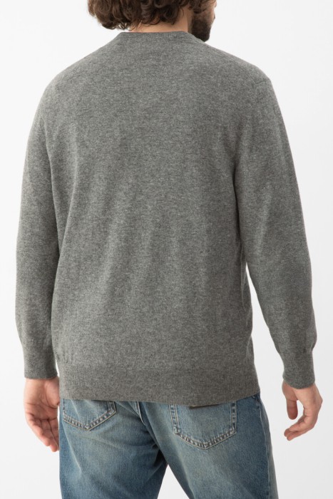 джемпер  от бренда dolce & gabbana вид слева