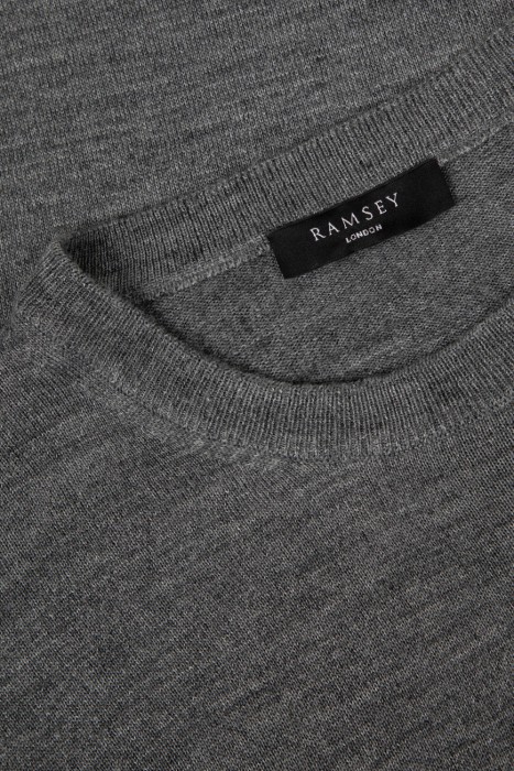 Товар серого цвета с внутренней стороны