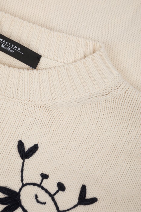 джемпер  из хлопка спереди