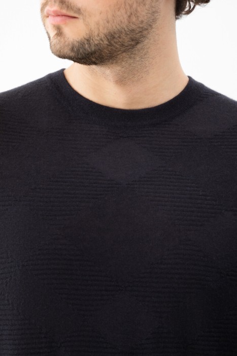 джемпер  из италии вид сбоку