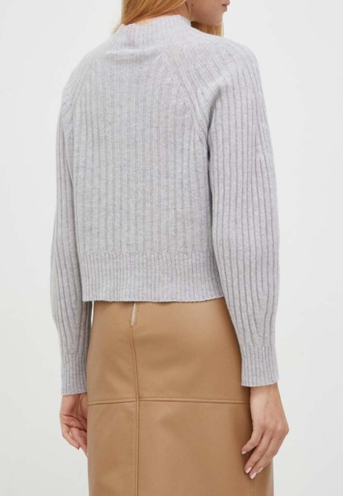 джемпер  по цене 33900 руб вид справа