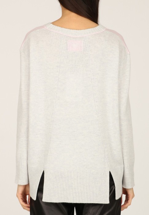 Товар розового цвета с внутренней стороны