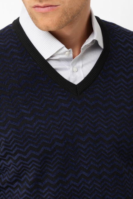 джемпер  из америки вид сбоку