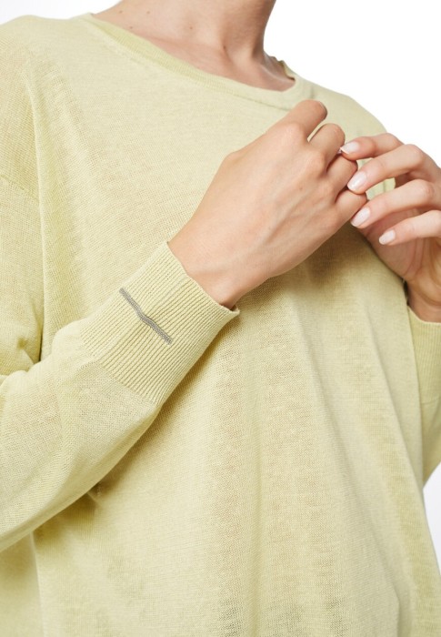 джемпер  из италии вид сбоку