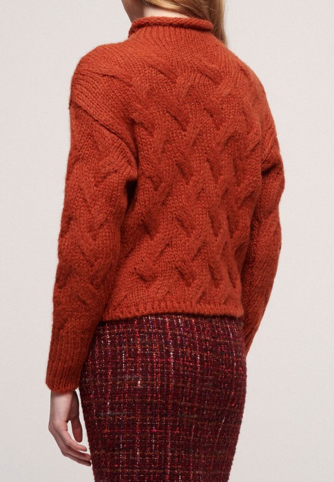 джемпер  из италии вид сбоку