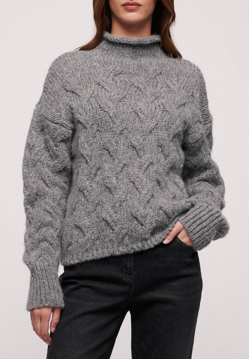 джемпер  по цене 27825 руб вид справа