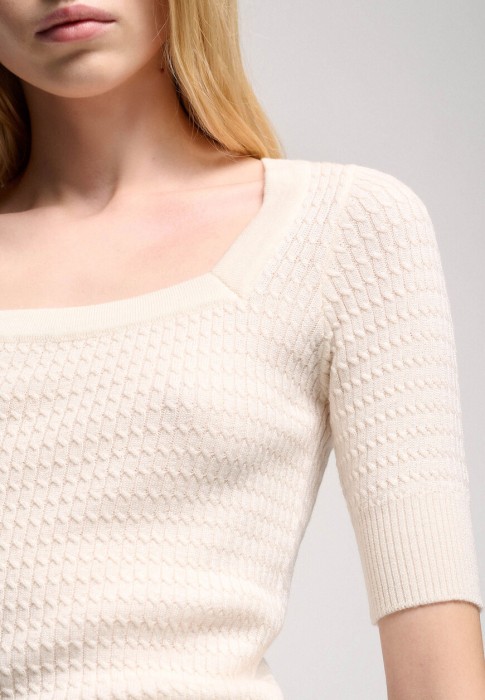 джемпер  из проверенных материалов спереди