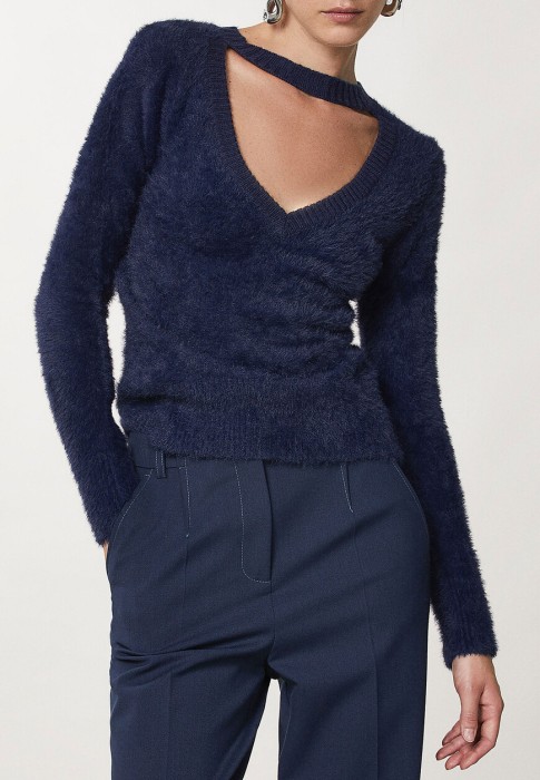 джемпер  по цене 18130 руб вид справа