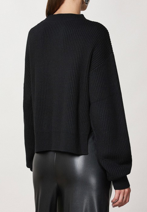 джемпер  из италии вид сбоку