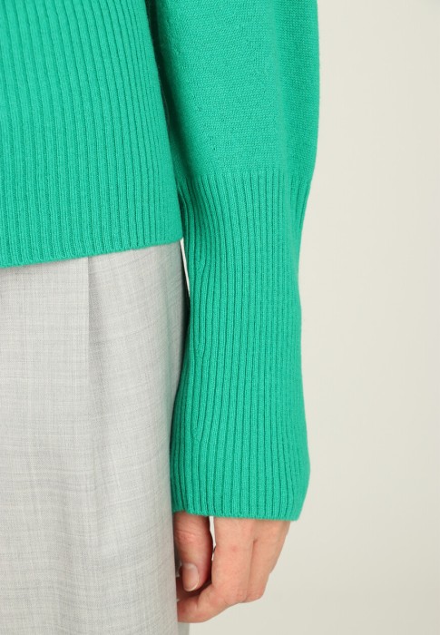 джемпер  из проверенных материалов спереди