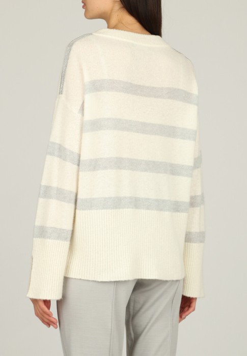 джемпер  из италии вид сбоку