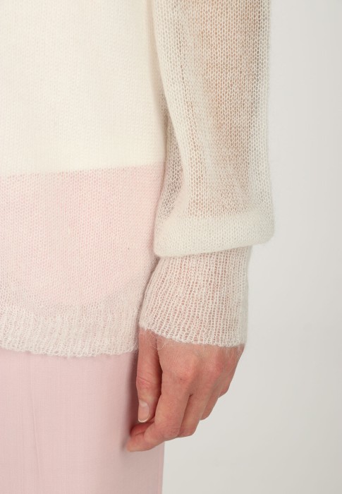 джемпер  из италии вид сбоку