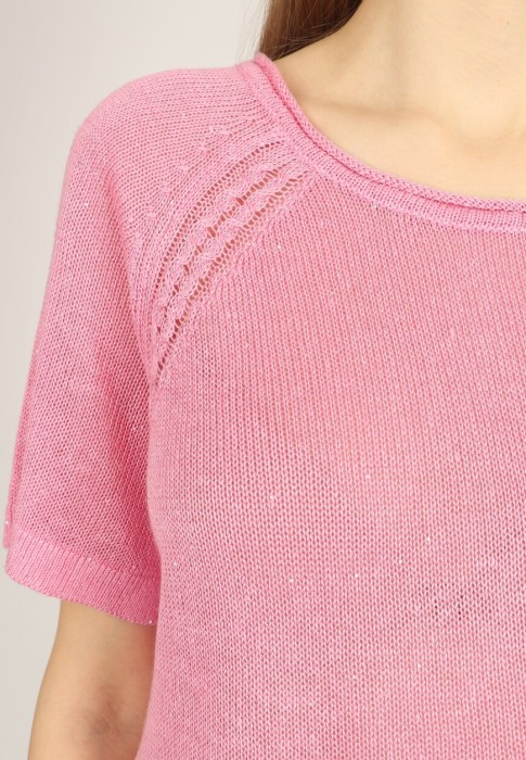 Товар розового цвета с внутренней стороны