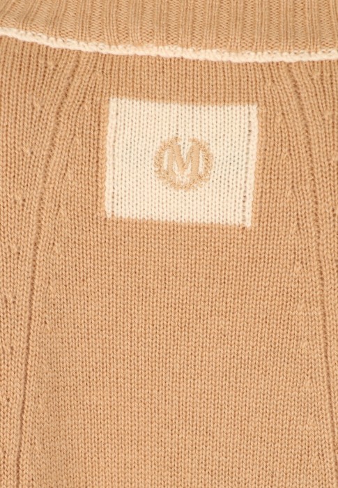 джемпер  из проверенных материалов спереди