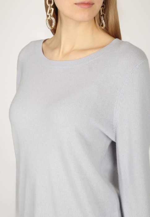 джемпер  универсального стиля с лицевой стороны