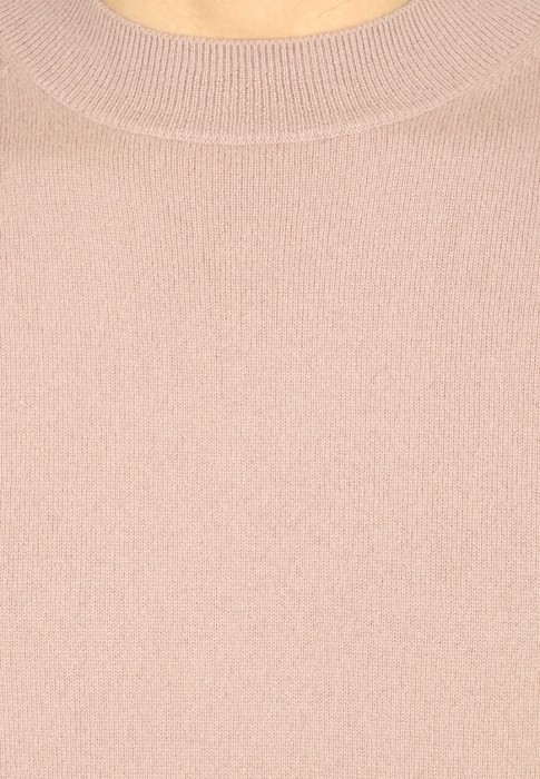 Товар розового цвета с внутренней стороны