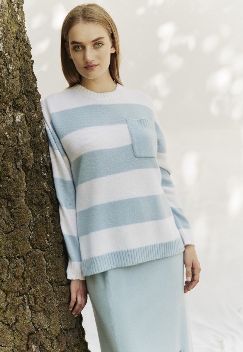 джемпер  из германии вид сбоку