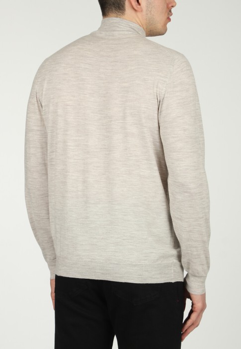 джемпер  из италии вид сбоку