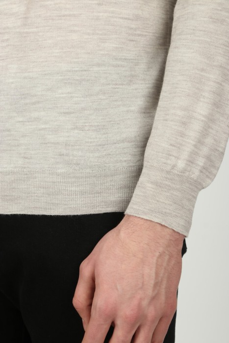 джемпер  из проверенных материалов спереди