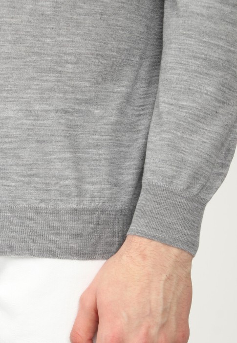 джемпер  из проверенных материалов спереди