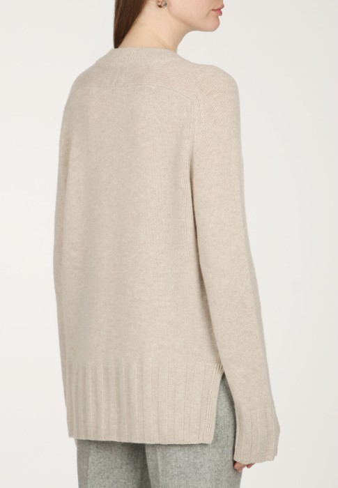 джемпер  из проверенных материалов спереди