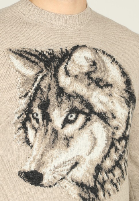 Товар бежевого цвета с внутренней стороны