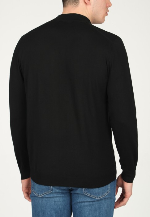 джемпер  из италии вид сбоку