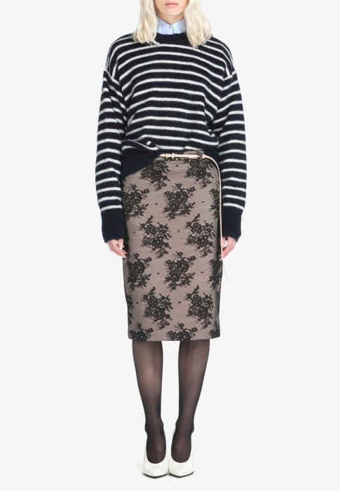 джемпер  из италии вид сбоку