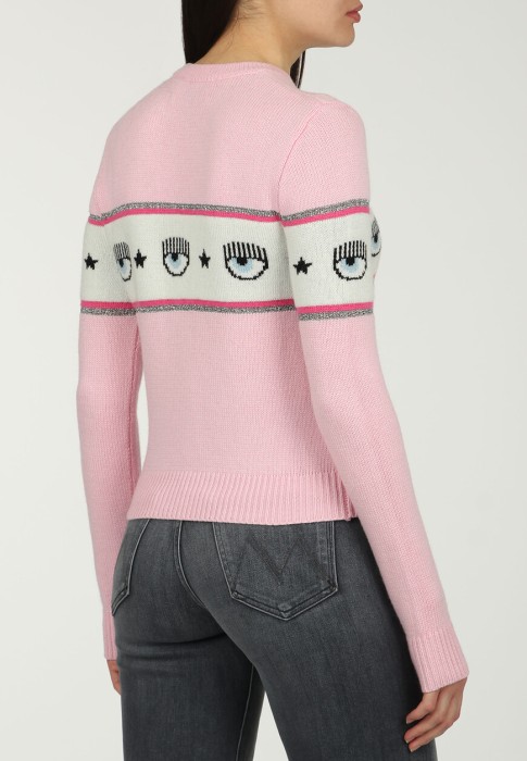 Товар розового цвета с внутренней стороны