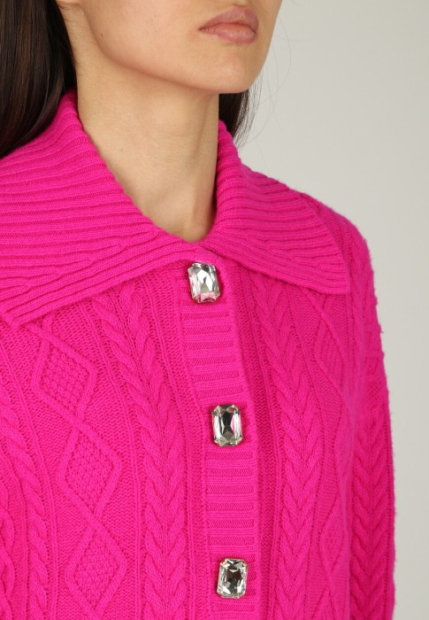 Товар розового цвета с внутренней стороны