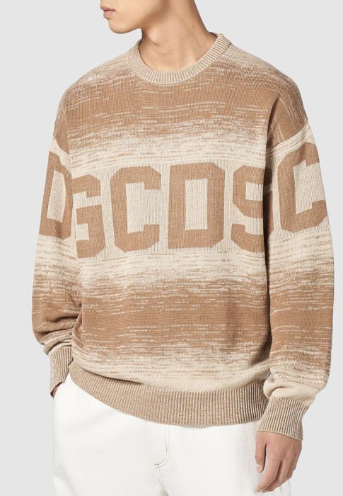 джемпер  от бренда gcds вид слева