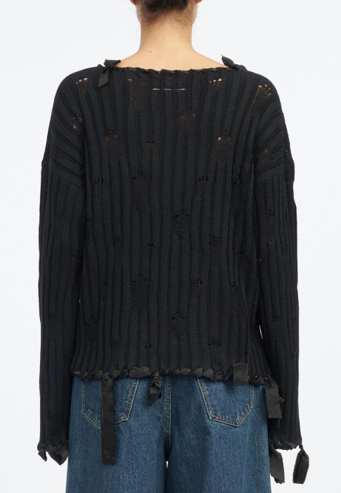 джемпер  от бренда mm6 maison margiela вид слева