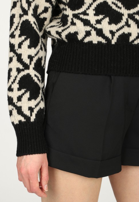 Продукция для женщин фото