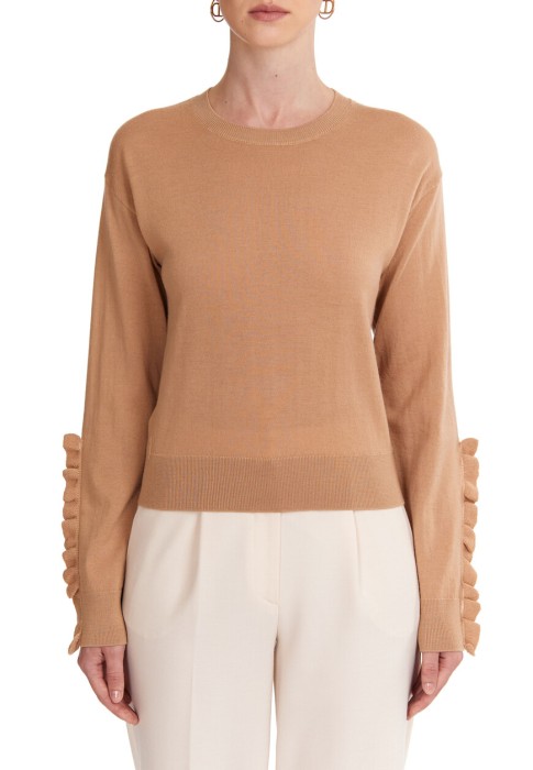 Товар бежевого цвета с внутренней стороны