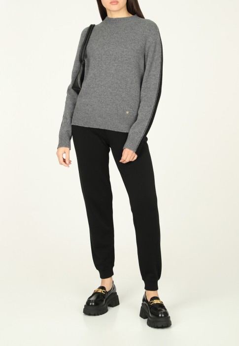 джемпер  по цене 28630 руб вид справа