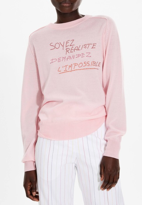 Товар розового цвета с внутренней стороны