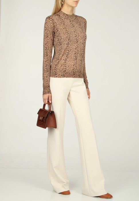 джемпер  из италии вид сбоку