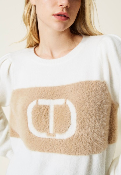 джемпер  из проверенных материалов спереди